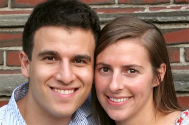 Amy Smith | Net Worth | How Rich Is John Berylson Wife