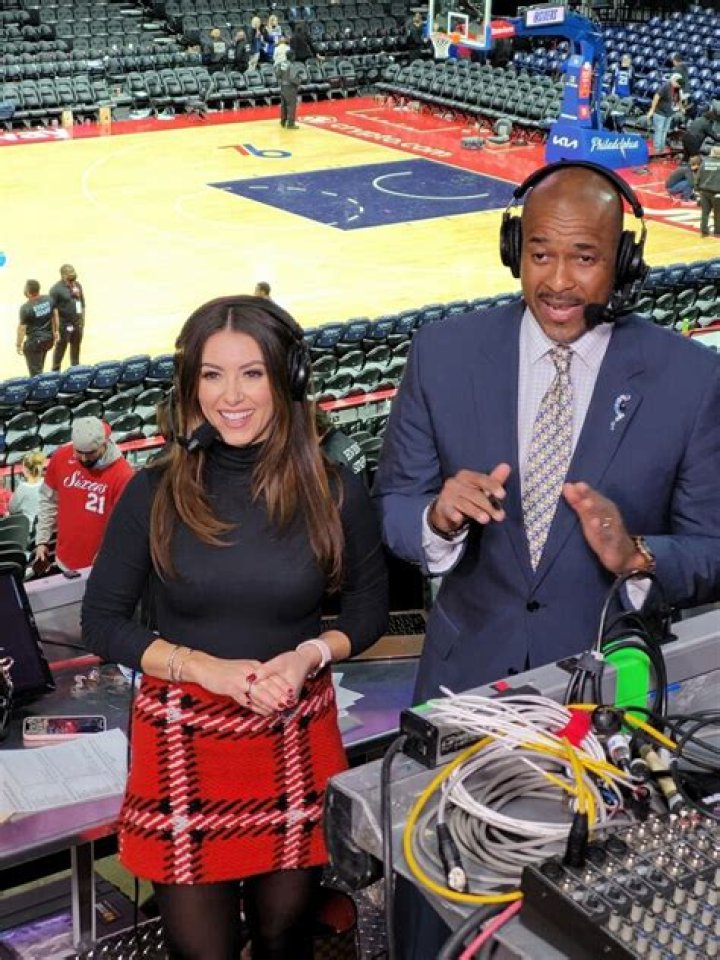 Bob Rathbun Net Worth 2023 As Atlanta Hawks Play-By-Play Announcer