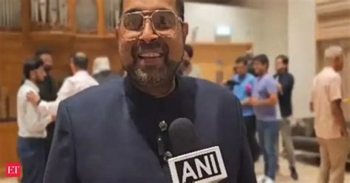 
Ejaz Haider Height, Weight, Net Worth, Age, Birthday, Wikipedia, Who, Instagram, Biography 