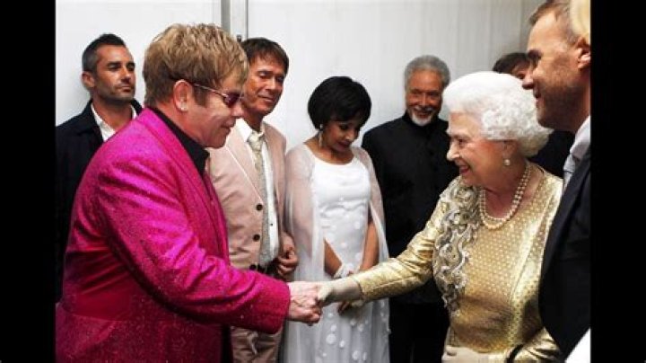 
Elton John Reflects on Queen Elizabeth II’s ‘Inspiring’ Legacy 