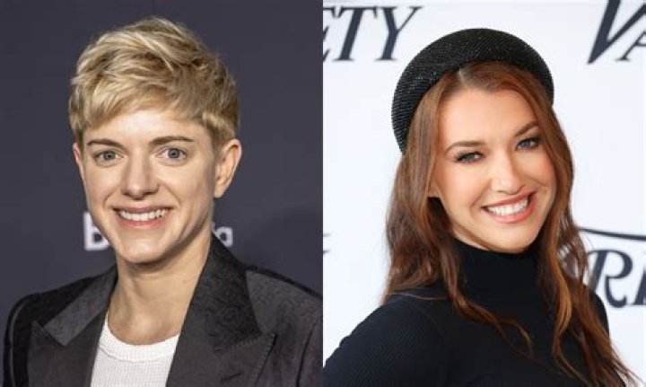 
Ezra Miller Sexuality: Came Out As Queer, Who Is He Dating? 