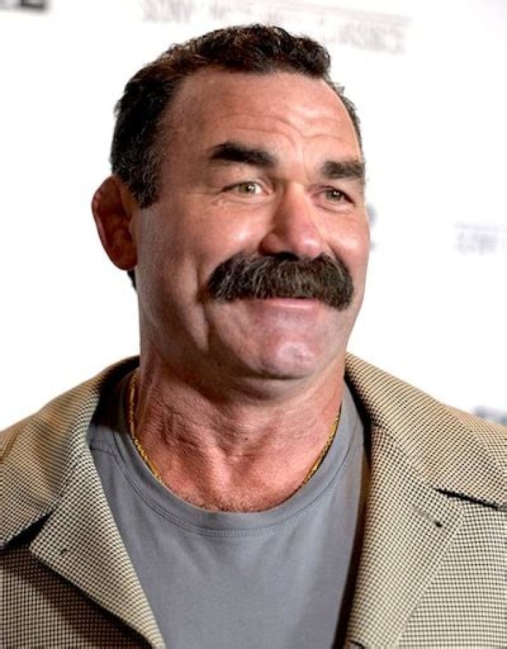 Is Don Frye Married to Wife? Or Dating a Girlfriend? Kids.