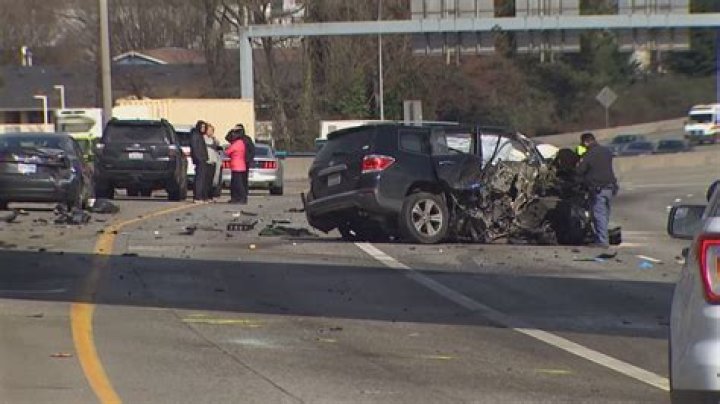 
Kindergarten Teacher, Ashley Lansdell, dies in a fatal car accident 