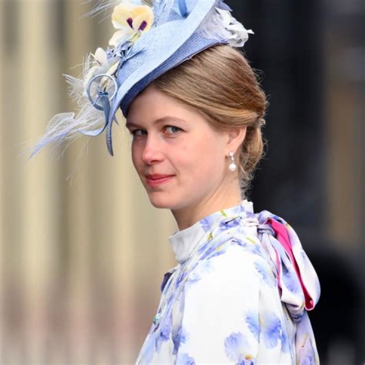 Lady Louise Windsor Height, Weight, Net Worth, Age, Birthday, Wikipedia, Who, Nationality, Biography