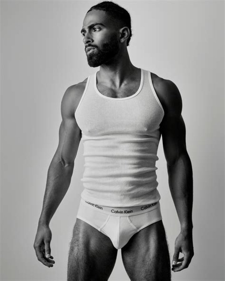 
Shomari Francis Height, Weight, Net Worth, Age, Birthday, Wikipedia, Who, Nationality, Biography 