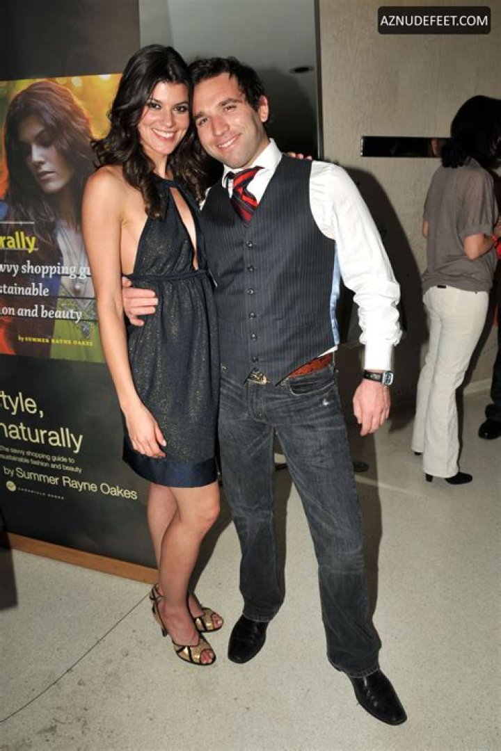 
Summer Rayne Oakes Height, Weight, Net Worth, Age, Birthday, Wikipedia, Who, Nationality, Biography 