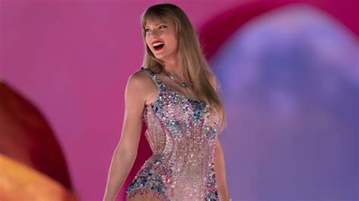 
Taylor Swift performs ‘Speak Now’ and ‘Treacherous’ as surprise songs in Tampa The Eras concert: Watch 
