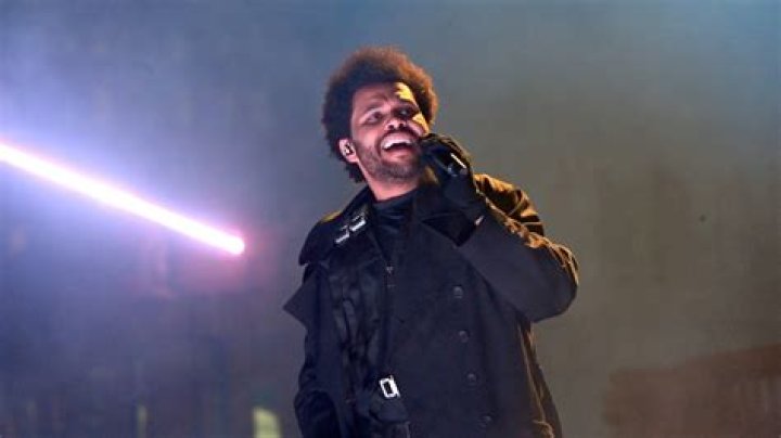 
The Weeknd Tearfully Ends Los Angeles Concert Early After Losing His Voice 