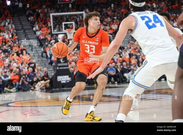 
‘Turnover machine’ Coleman Hawkins trolled after Illinois Fighting Illini’s loss vs Arkansas in NCAA first round 