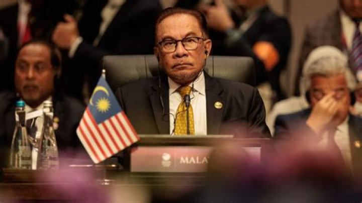 
What Happened To Khalid Ibrahim? Malaysian Politician Passed Away – Death Cause Revealed 