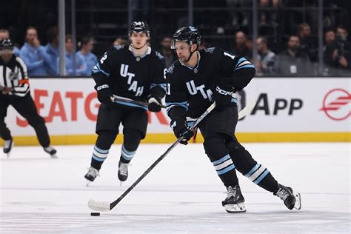 
Who Are Dylan Guenther Parents? Meet Canadian Hockey Forward Family 