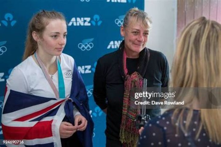 Who Are Zoi Sadowski-Synnott Parents? Meet Her Father Robin & Mother Sean Synnott