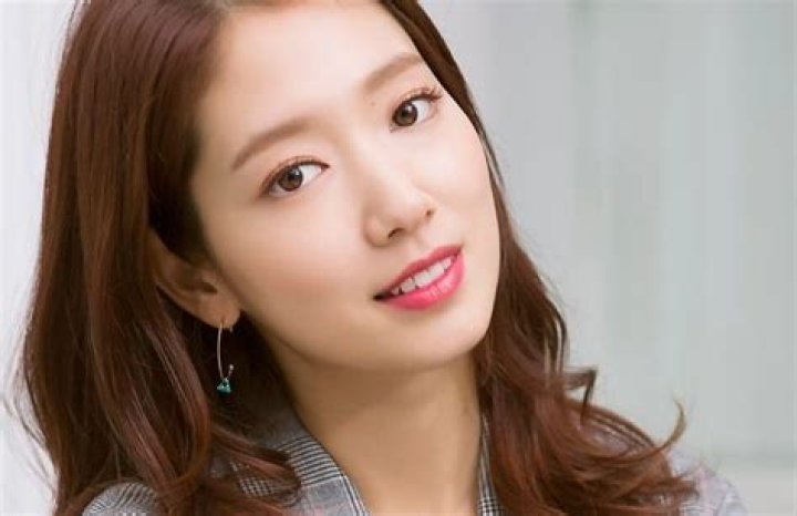 
Who is Park Shin-hye boyfriend? With whom she had relationships? Wiki 